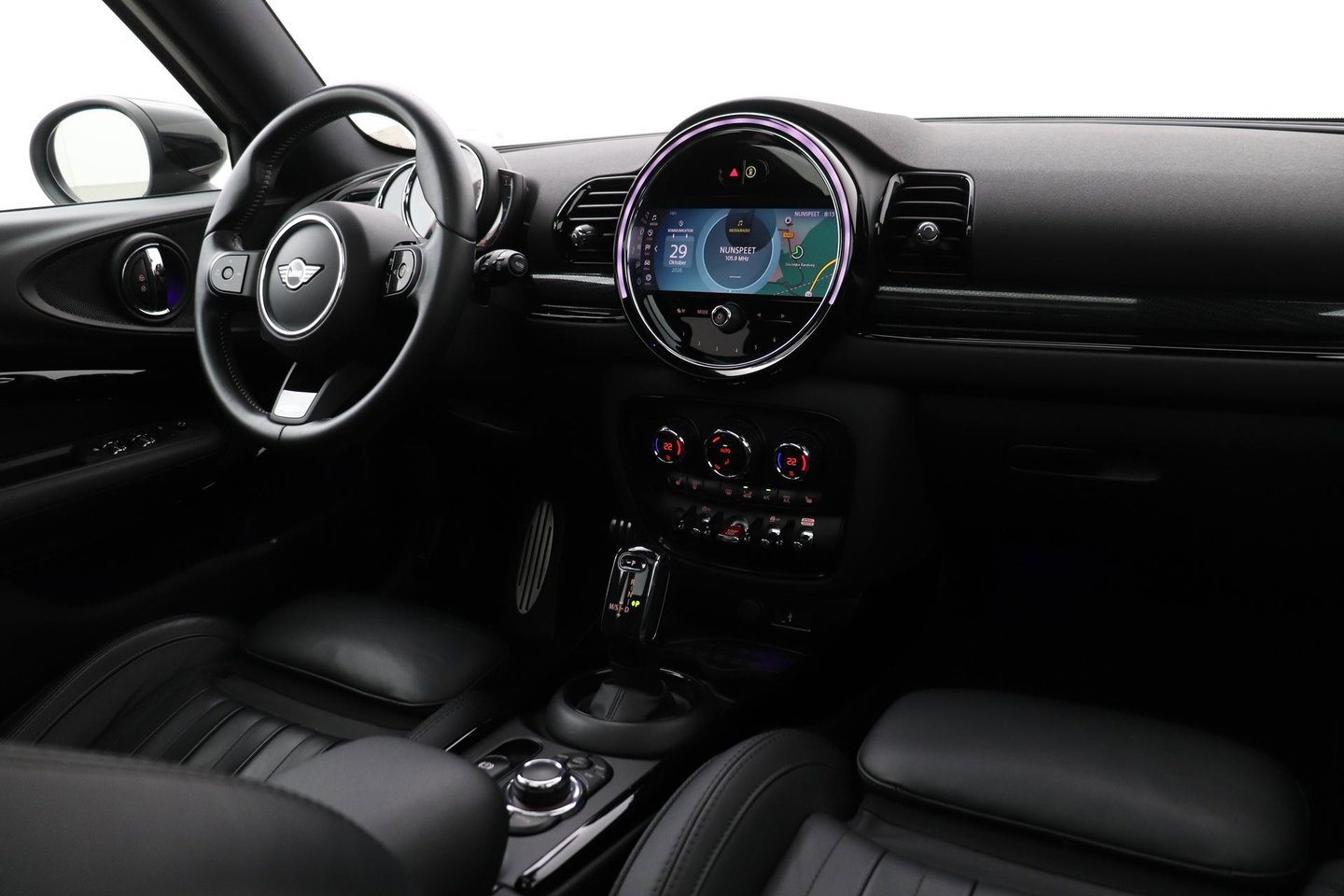 MINI Clubman 2.0 JCW ALL4 John Cooper Works | Panoramadak | Stoelverwarming | Keyless | Cruise Control | Navigatie | 19 Inch