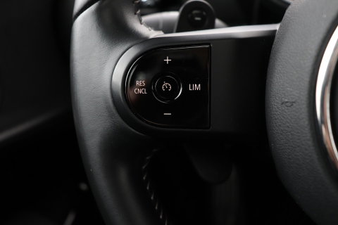 MINI Clubman 2.0 JCW ALL4 John Cooper Works | Panoramadak | Stoelverwarming | Keyless | Cruise Control | Navigatie | 19 Inch