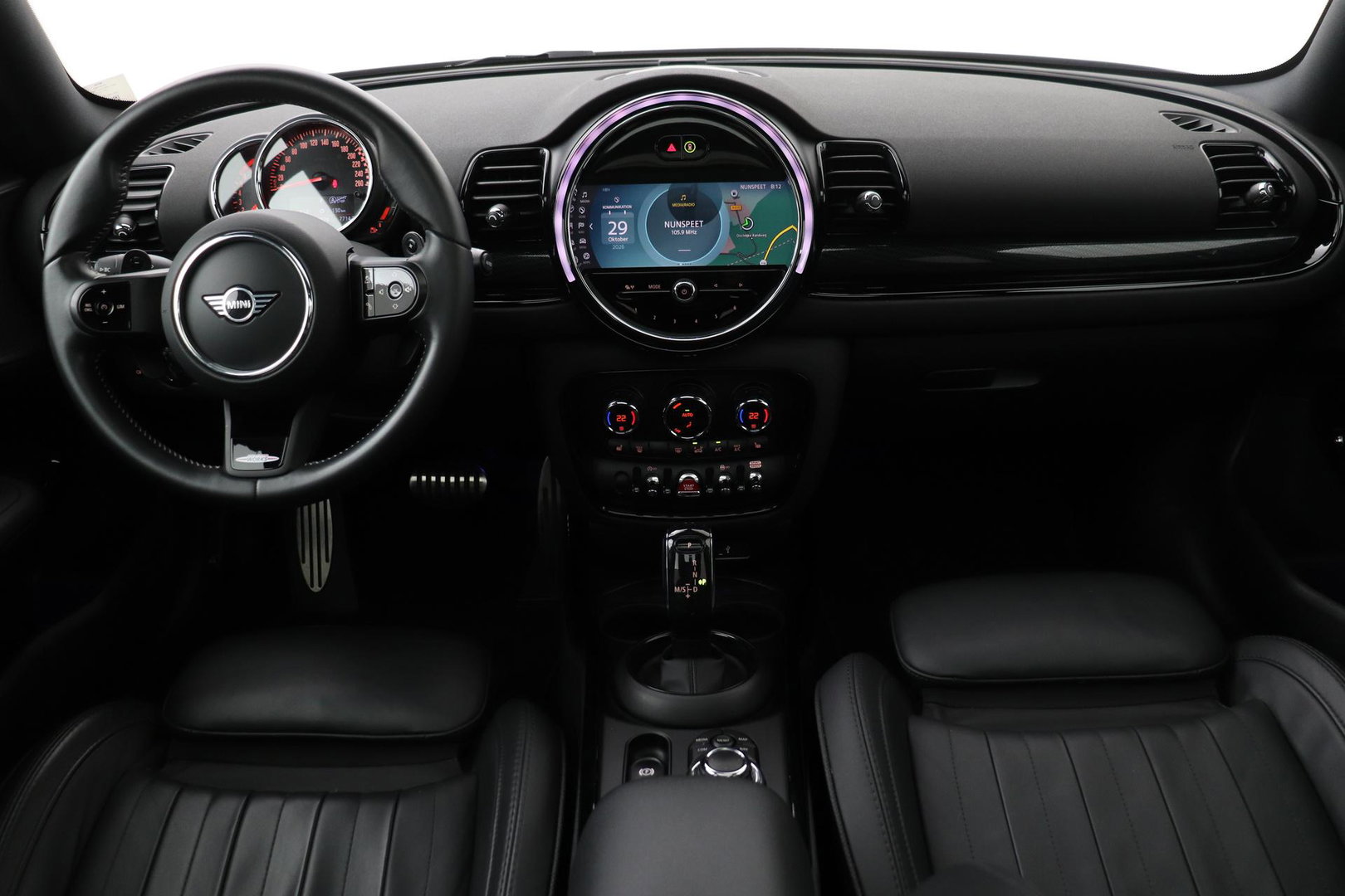 MINI Clubman 2.0 JCW ALL4 John Cooper Works | Panoramadak | Stoelverwarming | Keyless | Cruise Control | Navigatie | 19 Inch