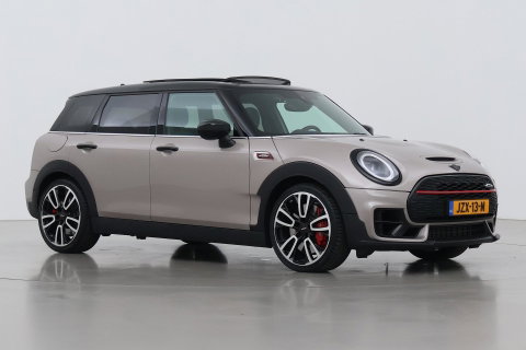 MINI Clubman 2.0 JCW ALL4 John Cooper Works | Panoramadak | Stoelverwarming | Keyless | Cruise Control | Navigatie | 19 Inch