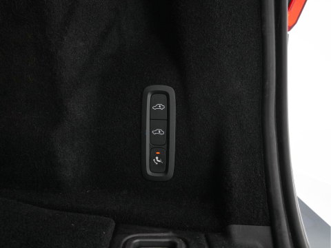 Volvo XC60 2.0 T6 Plug-in hybrid AWD Plus Bright (Plug-in) {SoH-96%} (INCL.BTW) *PANO | HEAD-UP | LEATHER-FABRIC | FULL-LED | MEMORY-PACK | HARMAN/KARDON-AUDIO | TOP-VIEW | HEATED-CONTOURSEATS | DIGI-COCKPIT | NAVI-FULLMAP | PRIVACYGLASS | 21''ALU | TOWBAR*
