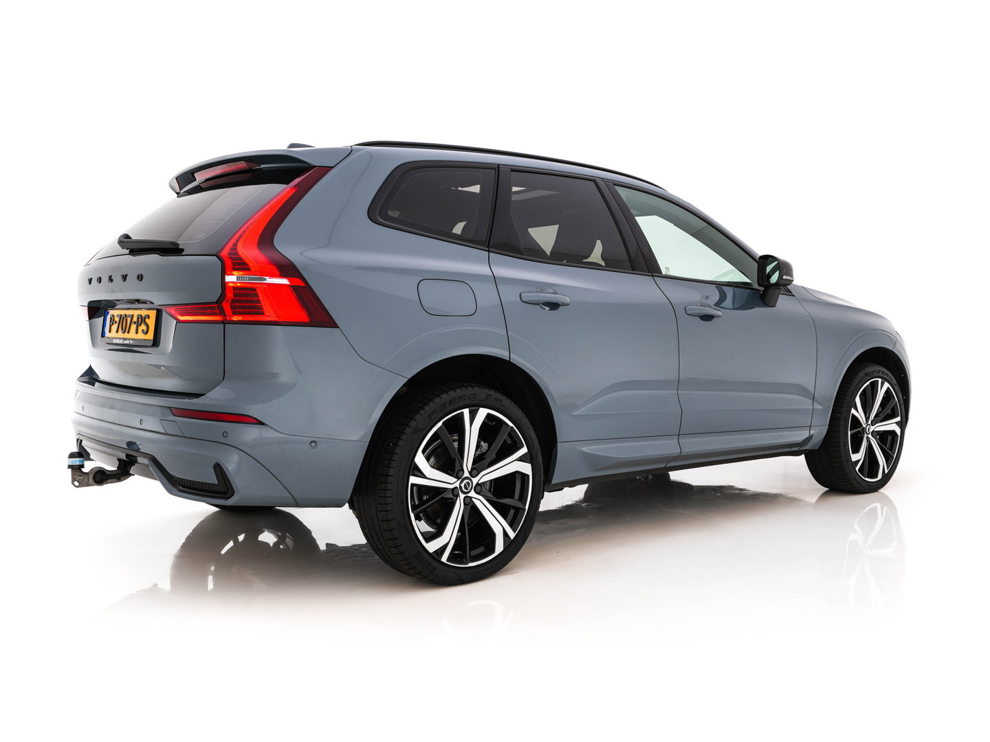 Volvo XC60 2.0 T6 Plug-in hybrid AWD Plus Bright (Plug-in) {SoH-96%} (INCL.BTW) *PANO | HEAD-UP | LEATHER-FABRIC | FULL-LED | MEMORY-PACK | HARMAN/KARDON-AUDIO | TOP-VIEW | HEATED-CONTOURSEATS | DIGI-COCKPIT | NAVI-FULLMAP | PRIVACYGLASS | 21''ALU | TOWBAR*