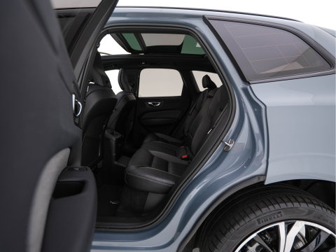 Volvo XC60 2.0 T6 Plug-in hybrid AWD Plus Bright (Plug-in) {SoH-96%} (INCL.BTW) *PANO | HEAD-UP | LEATHER-FABRIC | FULL-LED | MEMORY-PACK | HARMAN/KARDON-AUDIO | TOP-VIEW | HEATED-CONTOURSEATS | DIGI-COCKPIT | NAVI-FULLMAP | PRIVACYGLASS | 21''ALU | TOWBAR*