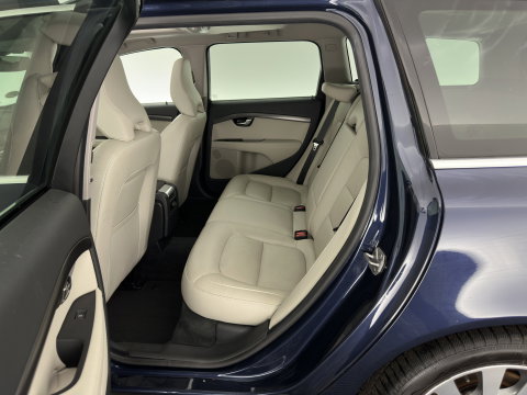Volvo V70 2.0 D4 Summum *PANO | LUXURY-LEATHER | BI-XENON | MEMORY-PACK | NAVI-FULLMAP | CAMERA | HEATED-COMFORTSEATS | PRIVACY-GLASS | PDC | ECC | CRUISE | TOWBAR | 17''ALU*