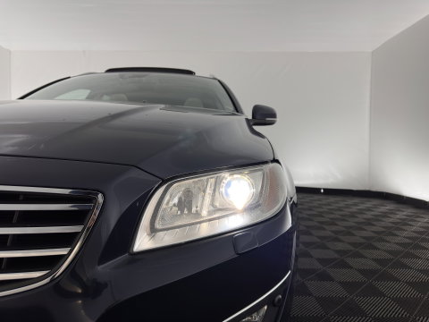 Volvo V70 2.0 D4 Summum *PANO | LUXURY-LEATHER | BI-XENON | MEMORY-PACK | NAVI-FULLMAP | CAMERA | HEATED-COMFORTSEATS | PRIVACY-GLASS | PDC | ECC | CRUISE | TOWBAR | 17''ALU*