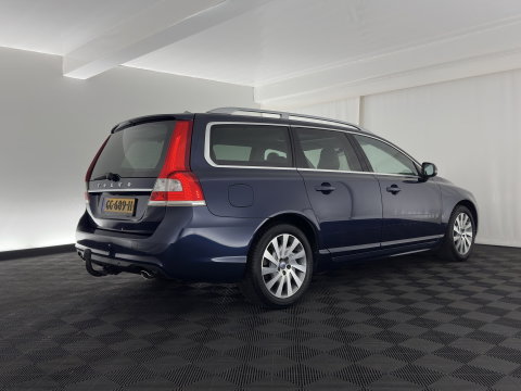 Volvo V70 2.0 D4 Summum *PANO | LUXURY-LEATHER | BI-XENON | MEMORY-PACK | NAVI-FULLMAP | CAMERA | HEATED-COMFORTSEATS | PRIVACY-GLASS | PDC | ECC | CRUISE | TOWBAR | 17''ALU*