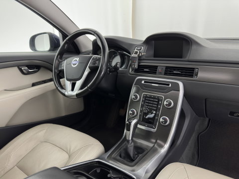 Volvo V70 2.0 D4 Summum *PANO | LUXURY-LEATHER | BI-XENON | MEMORY-PACK | NAVI-FULLMAP | CAMERA | HEATED-COMFORTSEATS | PRIVACY-GLASS | PDC | ECC | CRUISE | TOWBAR | 17''ALU*