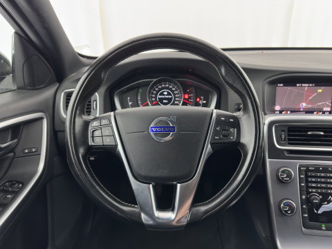 Volvo V60 2.0 D2 Summum *LEATHER | XENON | HEATED-COMFORTSEATS | NAVI-FULLMAP | PRIVACY-GLASS | ECC | PDC | CRUISE | 17''ALU*