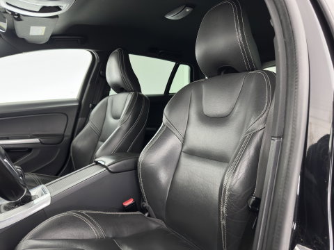 Volvo V60 2.0 D2 Summum *LEATHER | XENON | HEATED-COMFORTSEATS | NAVI-FULLMAP | PRIVACY-GLASS | ECC | PDC | CRUISE | 17''ALU*