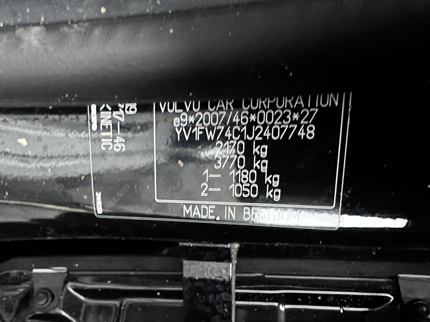 Volvo V60 2.0 D2 Summum *LEATHER | XENON | HEATED-COMFORTSEATS | NAVI-FULLMAP | PRIVACY-GLASS | ECC | PDC | CRUISE | 17''ALU*