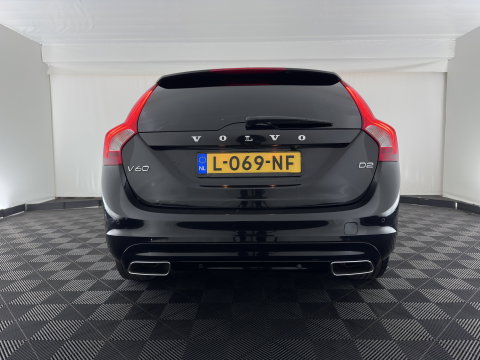 Volvo V60 2.0 D2 Summum *LEATHER | XENON | HEATED-COMFORTSEATS | NAVI-FULLMAP | PRIVACY-GLASS | ECC | PDC | CRUISE | 17''ALU*