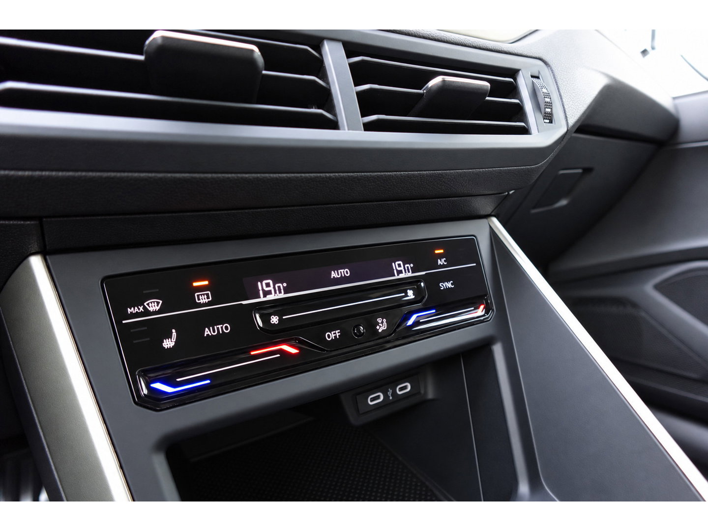 Volkswagen Polo 1.0 TSI Polo ACC PDC CARPLAY'