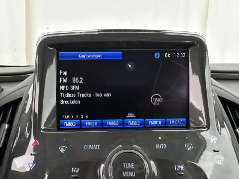 Opel Ampera 1.4 Aut. *NAVI-FULLMAP | LEATHER | BOSE-AUDIO | KEYLESS | CAMERA | DAB | ECC | PDC | CRUISE | DIGI-COCKPIT | HEATED-COMFORTSEATS | 17''ALU*