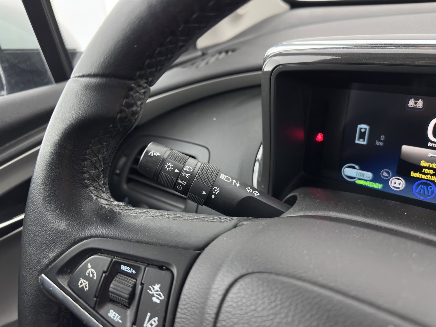 Opel Ampera 1.4 Aut. *NAVI-FULLMAP | LEATHER | BOSE-AUDIO | KEYLESS | CAMERA | DAB | ECC | PDC | CRUISE | DIGI-COCKPIT | HEATED-COMFORTSEATS | 17''ALU*
