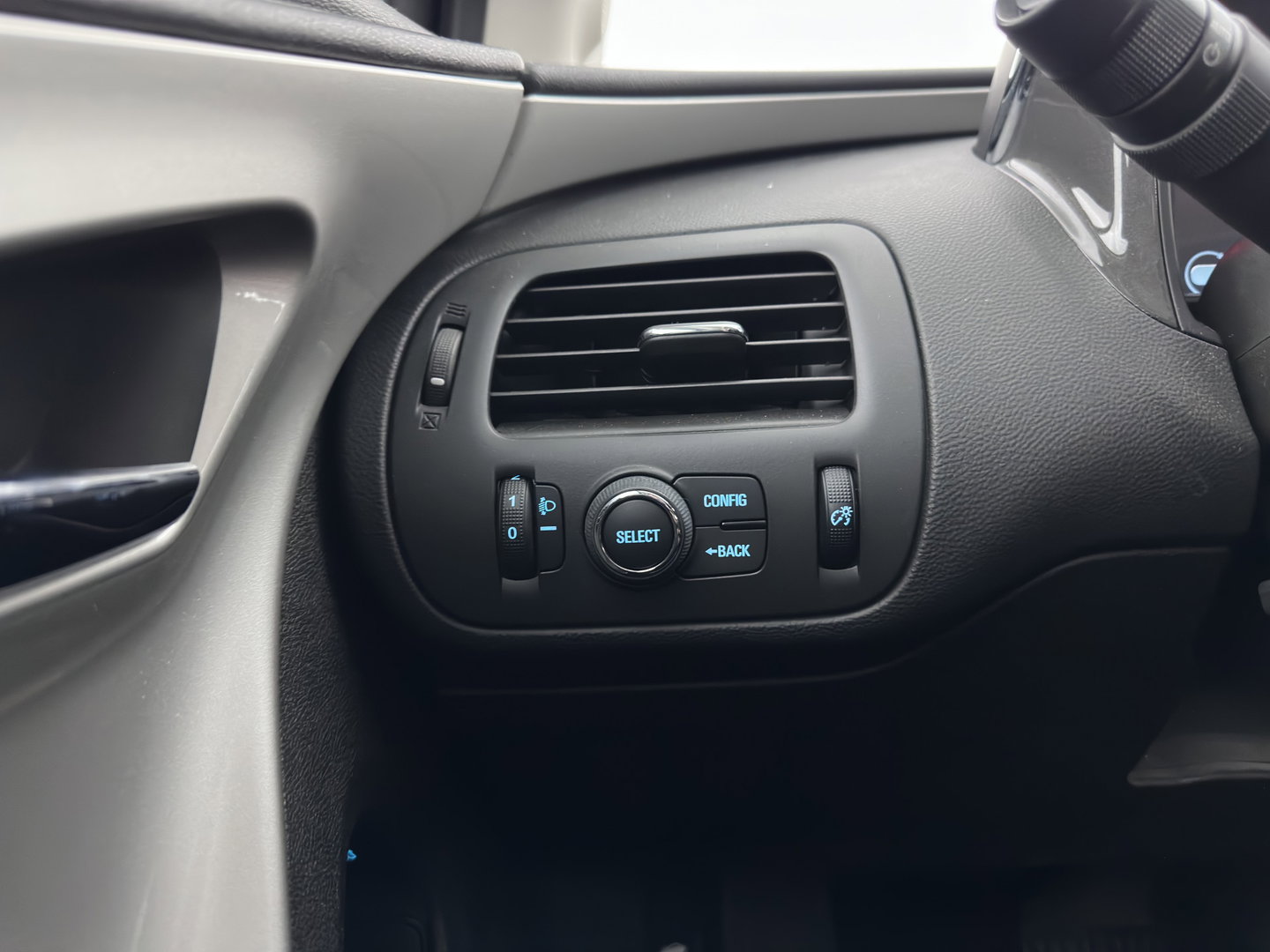 Opel Ampera 1.4 Aut. *NAVI-FULLMAP | LEATHER | BOSE-AUDIO | KEYLESS | CAMERA | DAB | ECC | PDC | CRUISE | DIGI-COCKPIT | HEATED-COMFORTSEATS | 17''ALU*