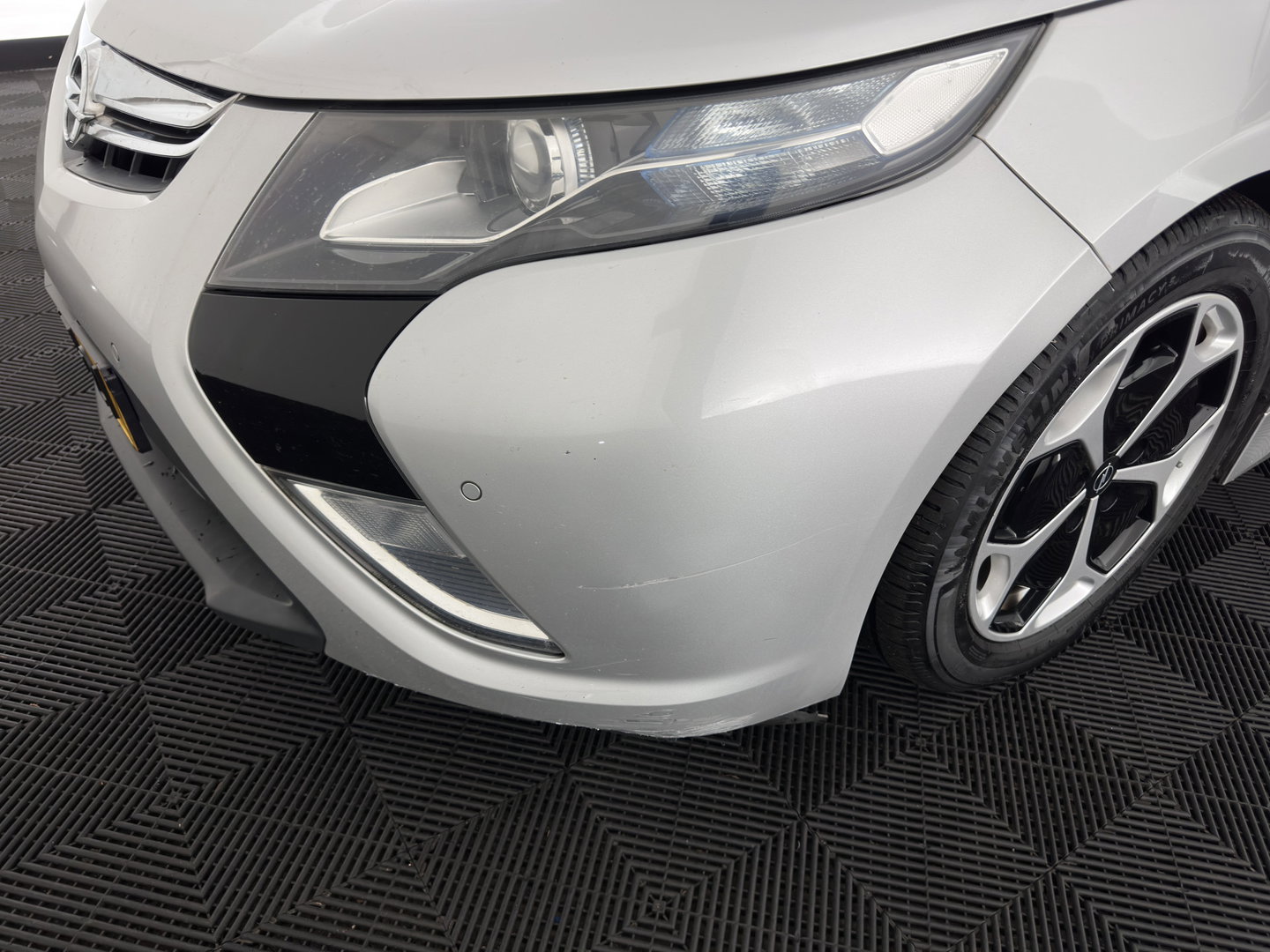 Opel Ampera 1.4 Aut. *NAVI-FULLMAP | LEATHER | BOSE-AUDIO | KEYLESS | CAMERA | DAB | ECC | PDC | CRUISE | DIGI-COCKPIT | HEATED-COMFORTSEATS | 17''ALU*