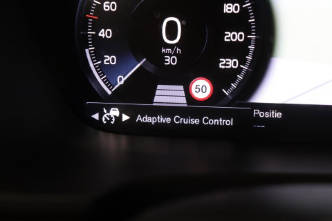 Volvo V90 2.0 T5 Inscription | Bowers&Wilkins | Pilot Assist | Panoramadak | BLIS | Standkachel | 21 Inch