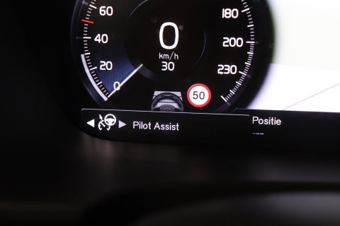 Volvo V90 2.0 T5 Inscription | Bowers&Wilkins | Pilot Assist | Panoramadak | BLIS | Standkachel | 21 Inch