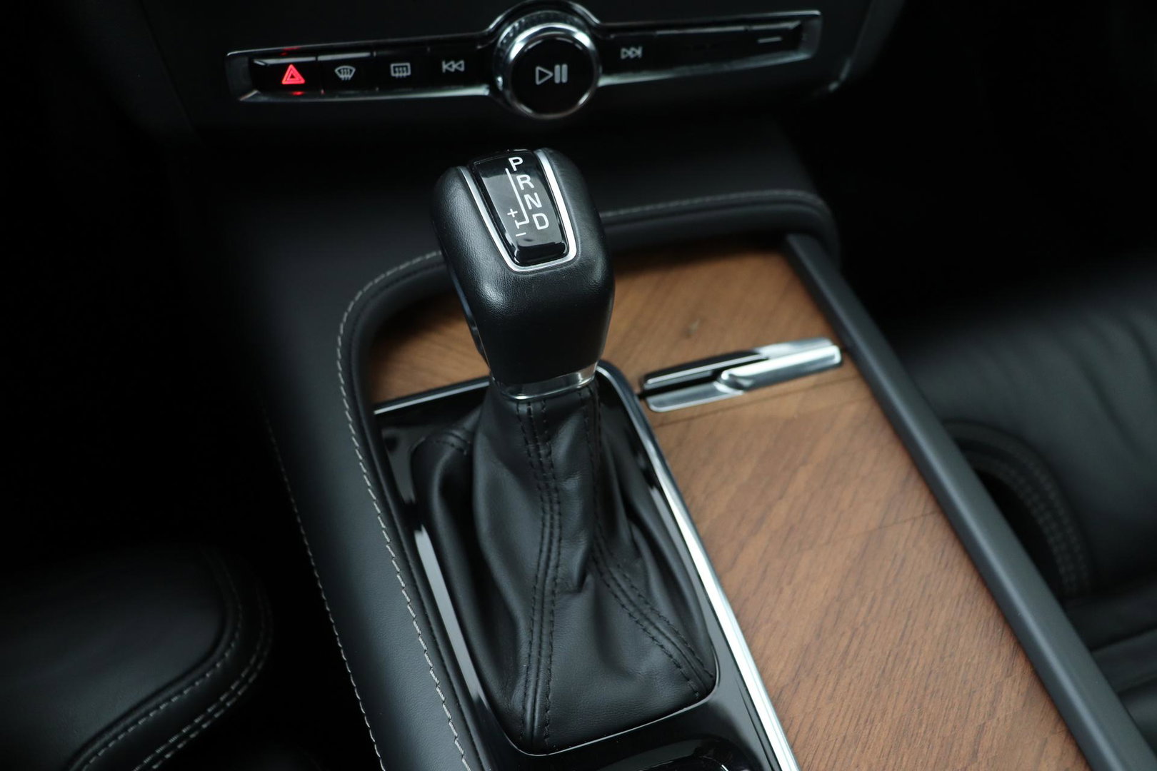 Volvo V90 2.0 T5 Inscription | Bowers&Wilkins | Pilot Assist | Panoramadak | BLIS | Standkachel | 21 Inch