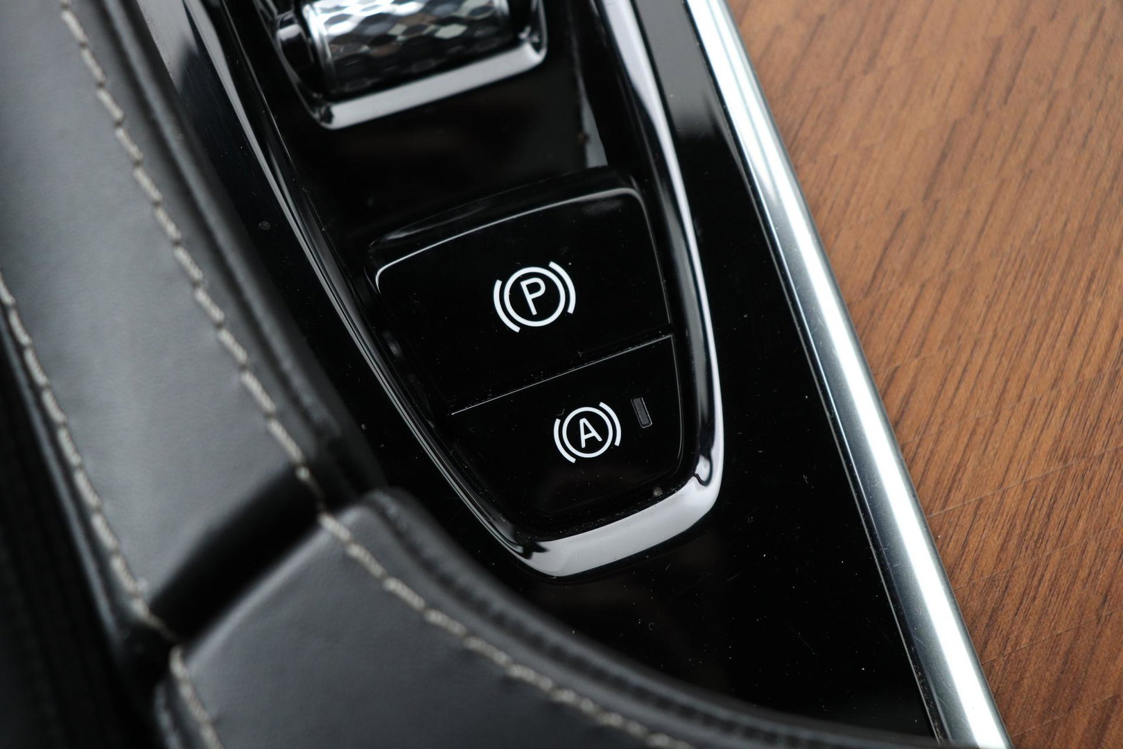 Volvo V90 2.0 T5 Inscription | Bowers&Wilkins | Pilot Assist | Panoramadak | BLIS | Standkachel | 21 Inch