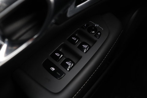 Volvo V90 2.0 T5 Inscription | Bowers&Wilkins | Pilot Assist | Panoramadak | BLIS | Standkachel | 21 Inch