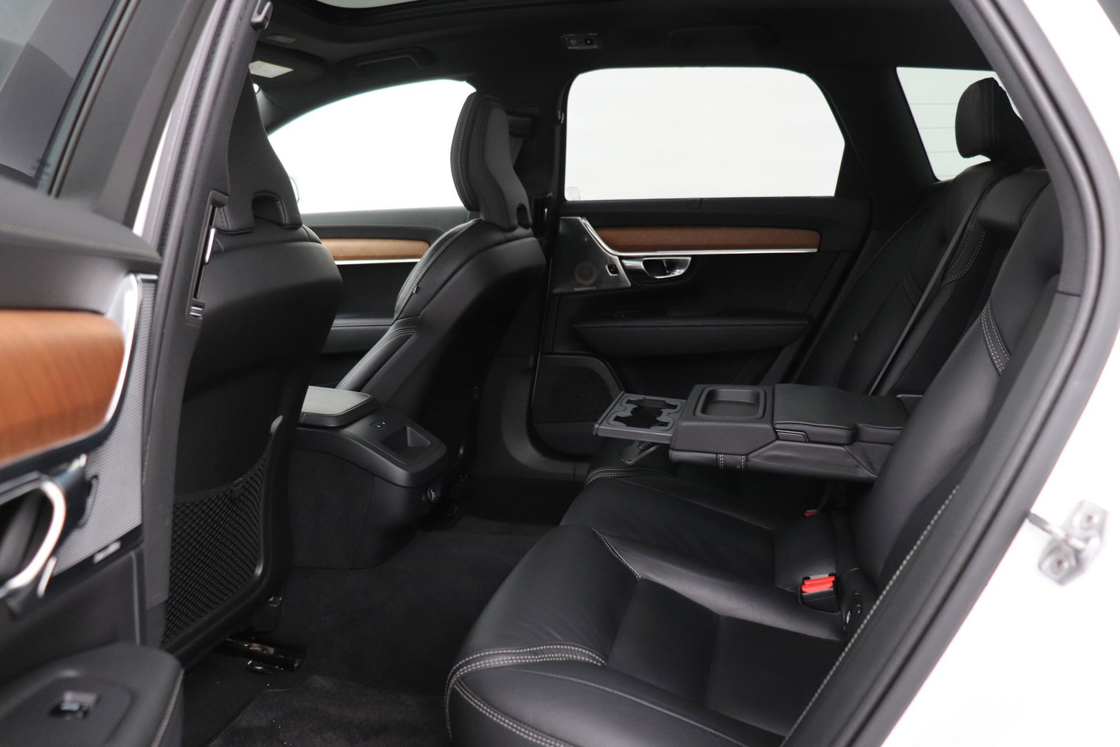 Volvo V90 2.0 T5 Inscription | Bowers&Wilkins | Pilot Assist | Panoramadak | BLIS | Standkachel | 21 Inch