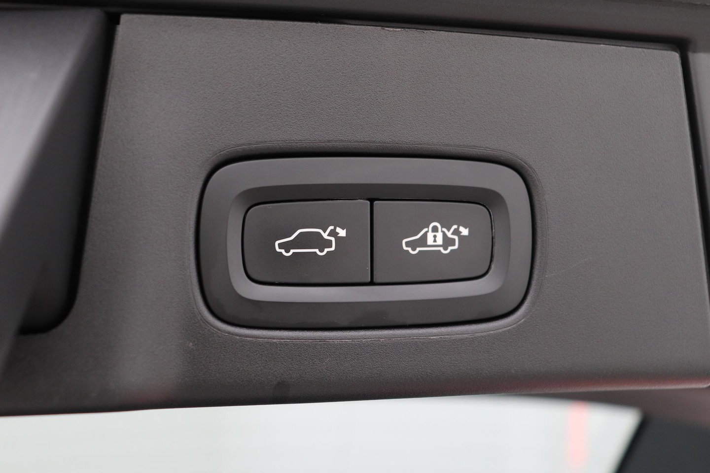 Volvo V90 2.0 T5 Inscription | Bowers&Wilkins | Pilot Assist | Panoramadak | BLIS | Standkachel | 21 Inch