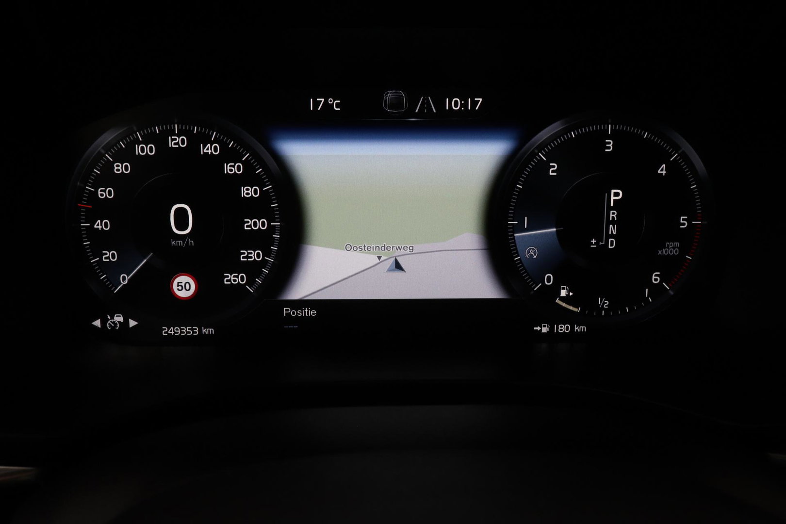 Volvo XC60 2.0 D4 AWD Momentum | Panoramadak | 360-camera | Trekhaak | BLIS | Head-Up