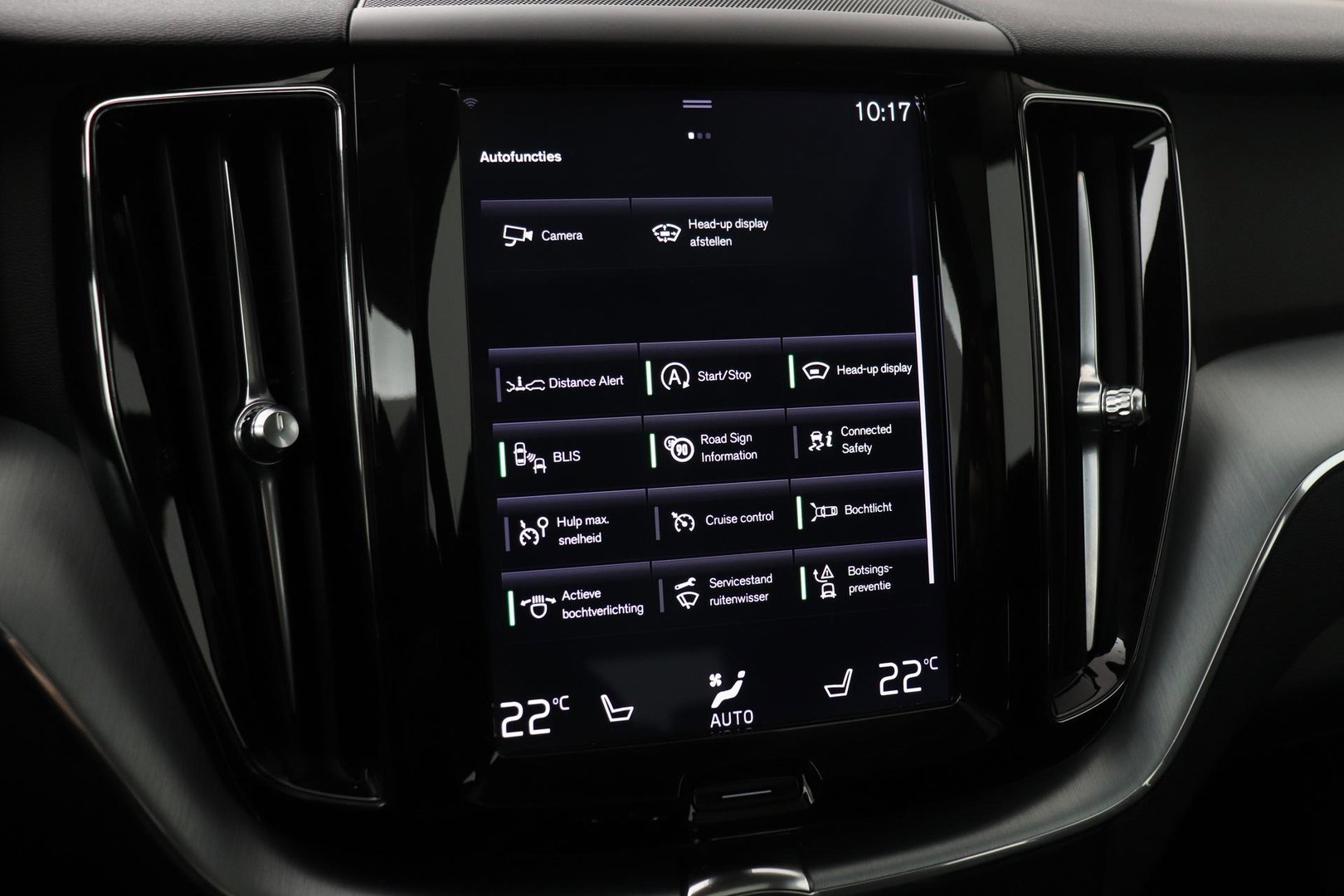 Volvo XC60 2.0 D4 AWD Momentum | Panoramadak | 360-camera | Trekhaak | BLIS | Head-Up