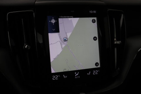 Volvo XC60 2.0 D4 AWD Momentum | Panoramadak | 360-camera | Trekhaak | BLIS | Head-Up