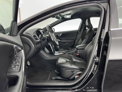 Volvo V40 2.0 D2 R-Design Business *LEATHER-MICROFIBRE | XENON | NAVI-FULLMAP | HEATED-SPORTSEATS | ECC | PDC | CRUISE | 16''ALU*
