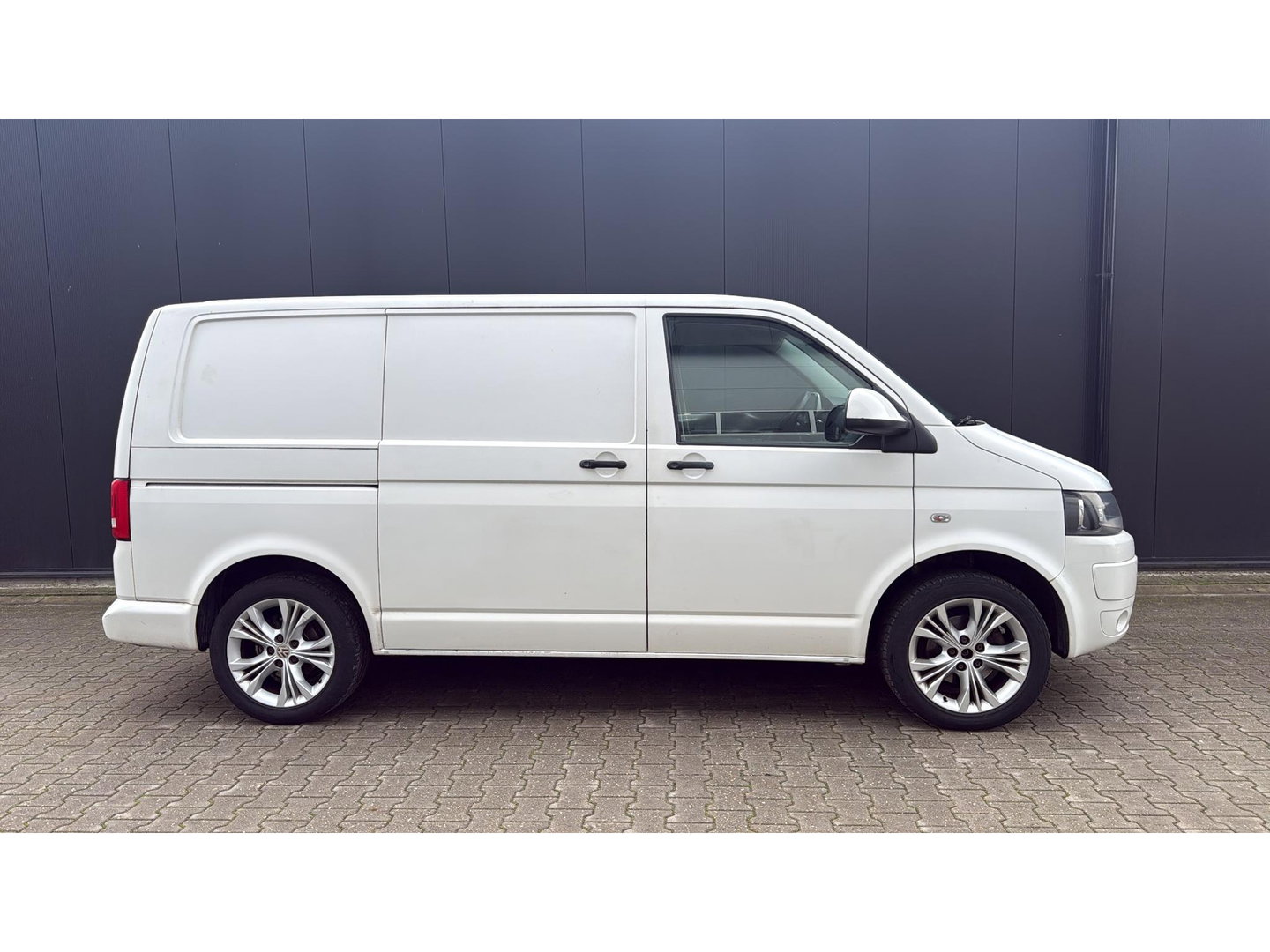 Volkswagen Transporter 2.0 TDI L1H1 Airco Leer Cruise LM Camera