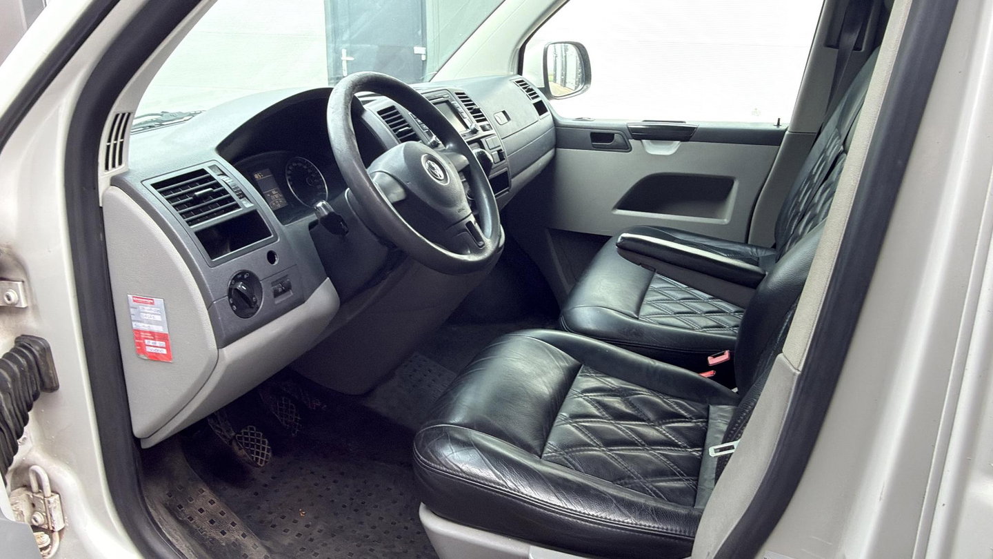 Volkswagen Transporter 2.0 TDI L1H1 Airco Leer Cruise LM Camera