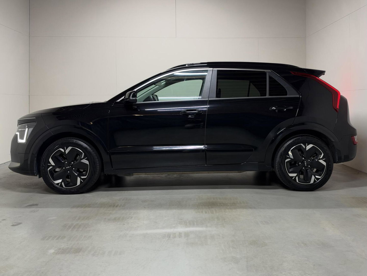 Kia Niro EV Edition 64.8 kWh Pano HUD Camera Carplay Stoel/Stuur verwarming