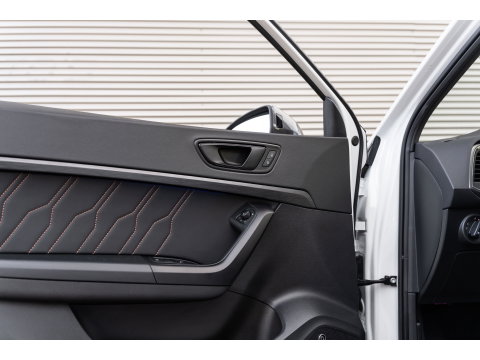 CUPRA Ateca 2.0 TSI 4DRIVE PANO BEATS TREKHAAK 360 CAMERA