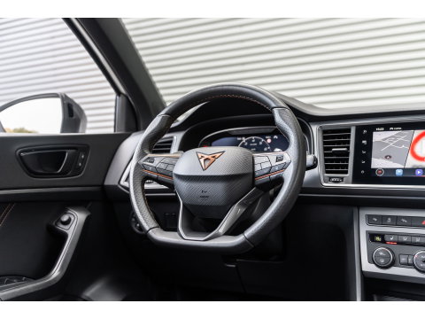 CUPRA Ateca 2.0 TSI 4DRIVE PANO BEATS TREKHAAK 360 CAMERA