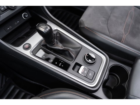 CUPRA Ateca 2.0 TSI 4DRIVE PANO BEATS TREKHAAK 360 CAMERA