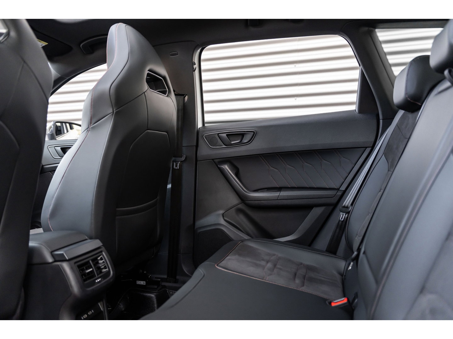 CUPRA Ateca 2.0 TSI 4DRIVE PANO BEATS TREKHAAK 360 CAMERA
