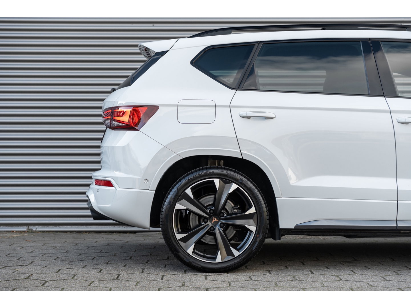 CUPRA Ateca 2.0 TSI 4DRIVE PANO BEATS TREKHAAK 360 CAMERA