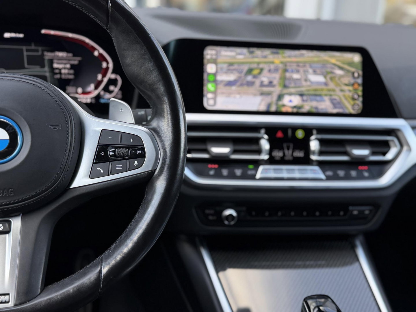 BMW 3 Serie Touring 330e High Ex M-Sport Pro |Pano|CoPilot|Laser|ACC|360Cam|19"