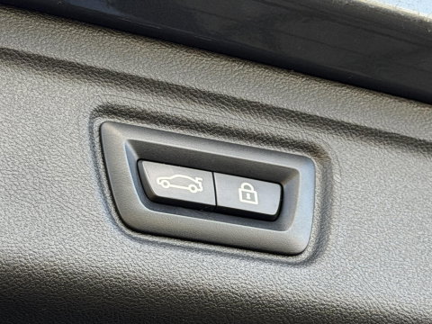 BMW 3 Serie Touring 330e High Ex M-Sport Pro |Pano|CoPilot|Laser|ACC|360Cam|19"