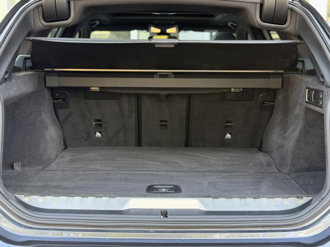BMW 3 Serie Touring 330e High Ex M-Sport Pro |Pano|CoPilot|Laser|ACC|360Cam|19"