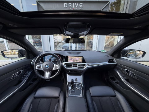 BMW 3 Serie Touring 330e High Ex M-Sport Pro |Pano|CoPilot|Laser|ACC|360Cam|19"