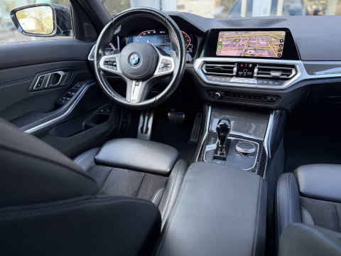 BMW 3 Serie Touring 330e High Ex M-Sport Pro |Pano|CoPilot|Laser|ACC|360Cam|19"