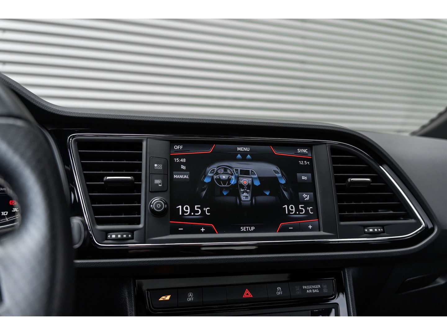 SEAT Leon ST 2.0 TSI CUPRA 300 4DRIVE PANO LEDER BEATS CAMERA