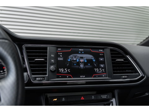SEAT Leon ST 2.0 TSI CUPRA 300 4DRIVE PANO LEDER BEATS CAMERA