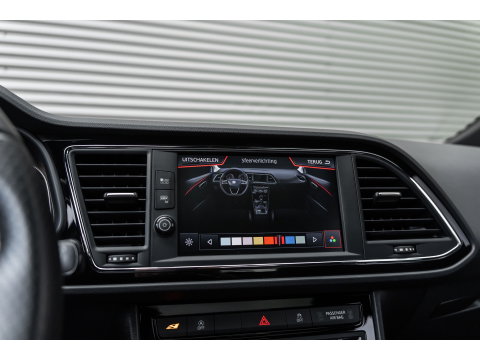 SEAT Leon ST 2.0 TSI CUPRA 300 4DRIVE PANO LEDER BEATS CAMERA