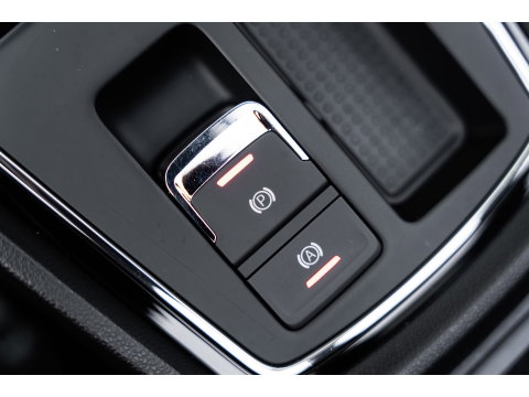 SEAT Leon ST 2.0 TSI CUPRA 300 4DRIVE PANO LEDER BEATS CAMERA