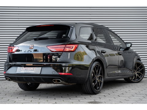 SEAT Leon ST 2.0 TSI CUPRA 300 4DRIVE PANO LEDER BEATS CAMERA