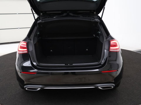 Mercedes-Benz A-Klasse 200 Advantage | Half leder | Cruise control | Stoelverwarming | Camera | Park assist | Climate control | Navigatie | Bluetooth
